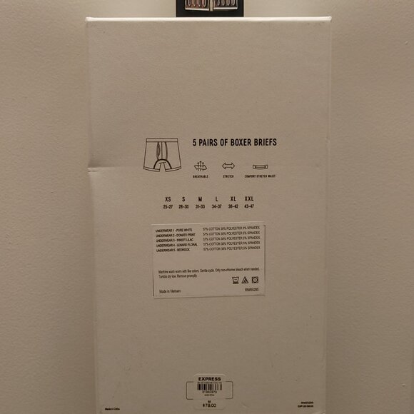 EXPRESS 5 Pack Comfort Cotton Boxer Briefs - Medium - Picture 2 of 16